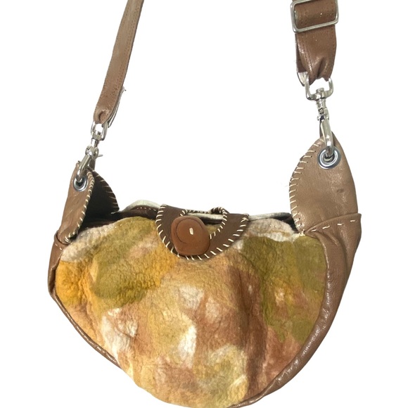 URBAN GYPSY Christina Hankins Artist Boiled Wool Tan Leather Boho Hobo Purse - Picture 5 of 13